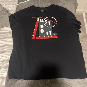 Black just do it T-shirt Nike size extra large dri fit